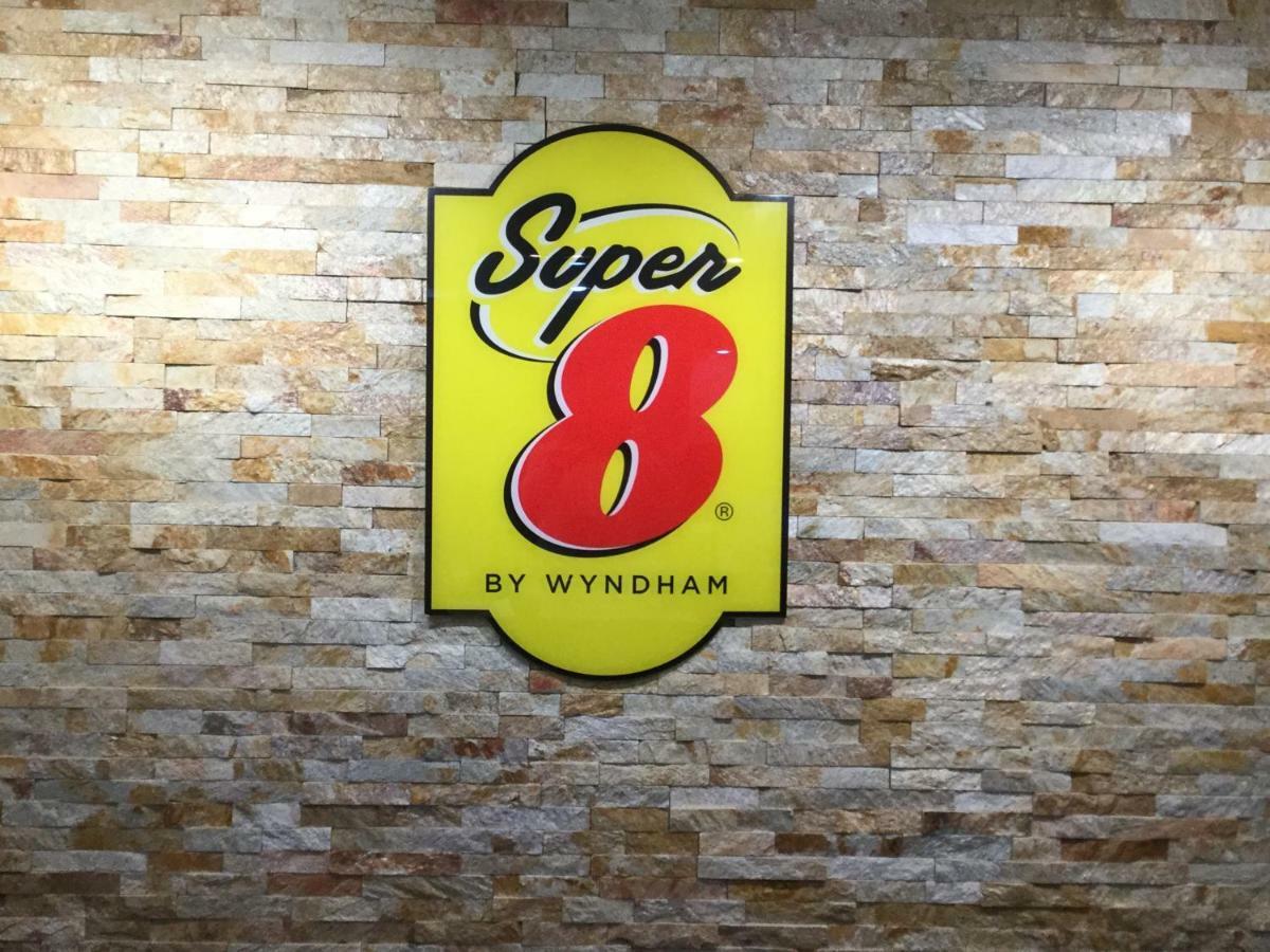 Super 8 By Wyndham South Holland Hotell Eksteriør bilde