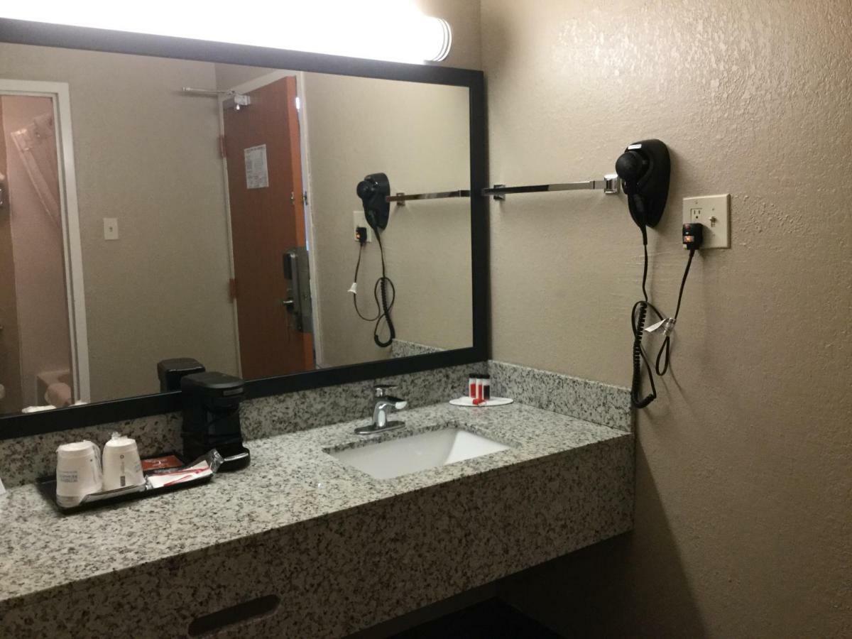 Super 8 By Wyndham South Holland Hotell Eksteriør bilde